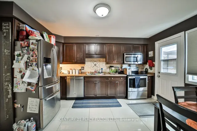 Additional image 12 of 102 Neil Ave