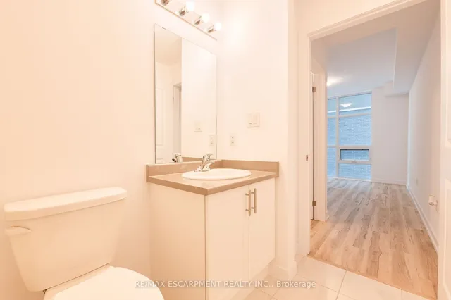 Additional image 22 of 460 DUNDAS St Unit 301