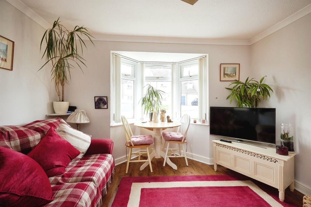 Additional image 3 of Saunters Close, Wincanton