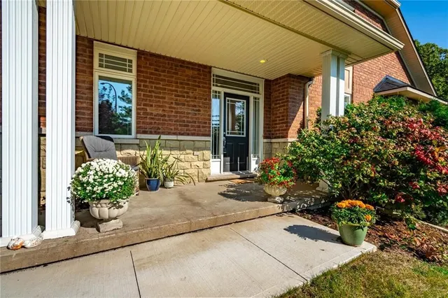 Additional image 3 of 55 LANDSCAPES Trail