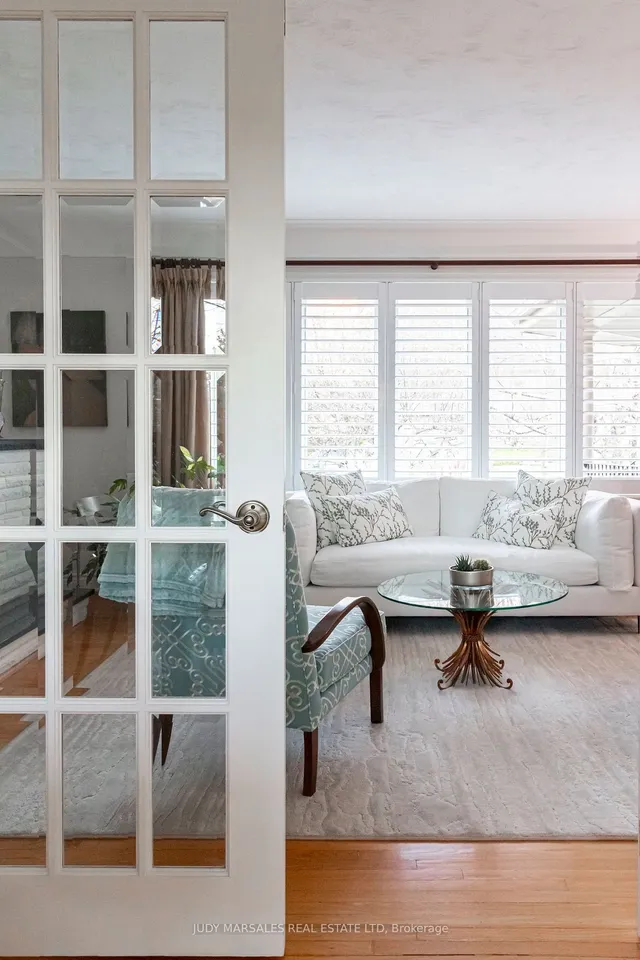 Additional image 16 of 851 Mewburn Rd