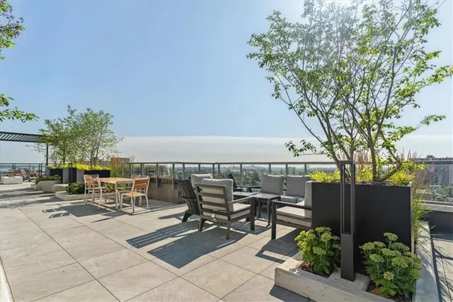 Additional image 23 of 212 KING WILLIAM St Unit 612