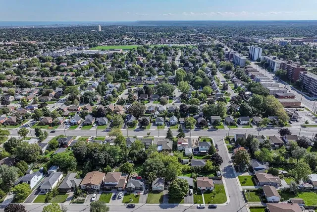 Additional image 16 of 35 DOROTHY St