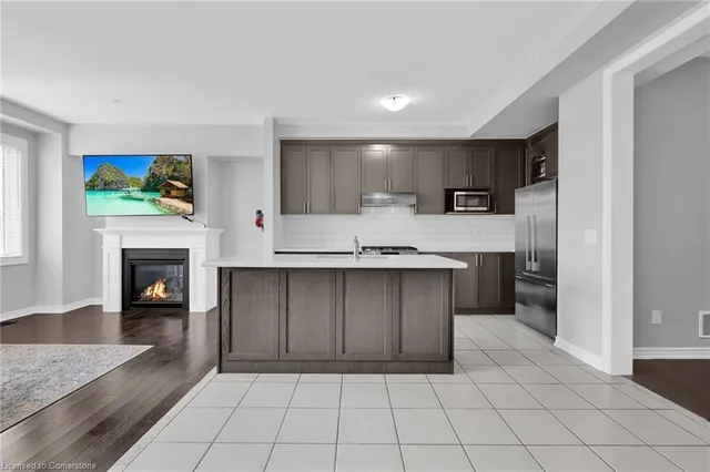 Additional image 14 of 38 Narbonne Cres