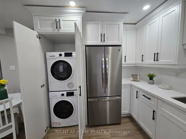 Additional image 36 of 147 Allenby Ave