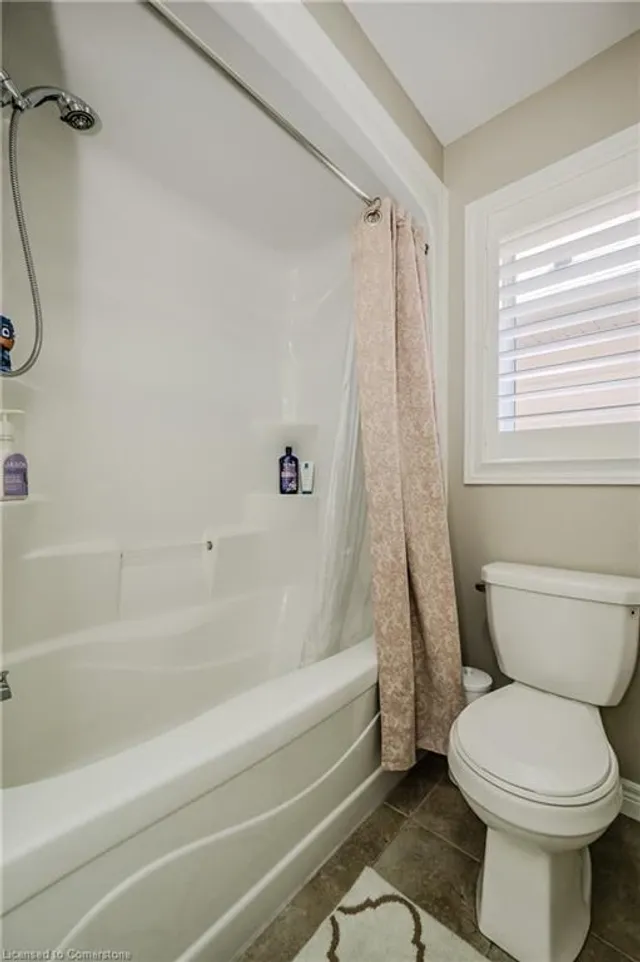 Additional image 18 of 47 Whistler St