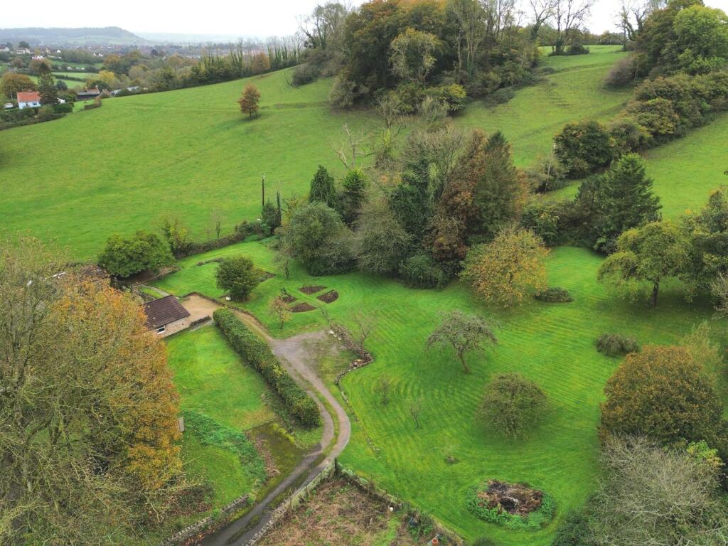 Additional image 34 of Kennel Batch, Wells