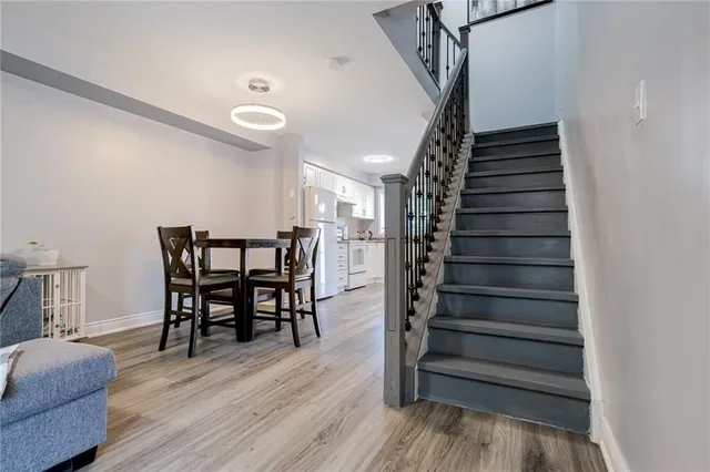 Additional image 19 of 1328 UPPER SHERMAN Ave Unit 9