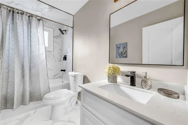 Additional image 25 of 165 BELLINGHAM Dr