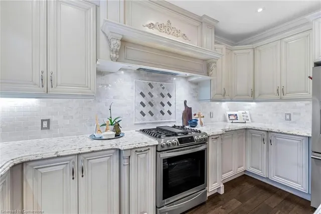 Additional image 17 of 56 Pelech Cres