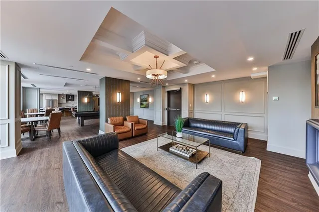 Additional image 30 of 460 DUNDAS St Unit 705