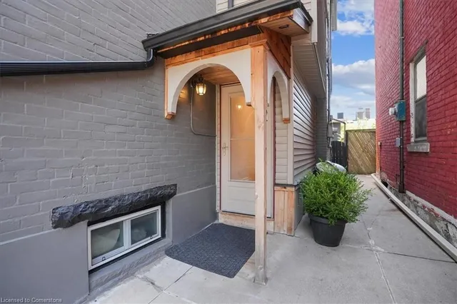 Additional image 25 of 146 Catharine St