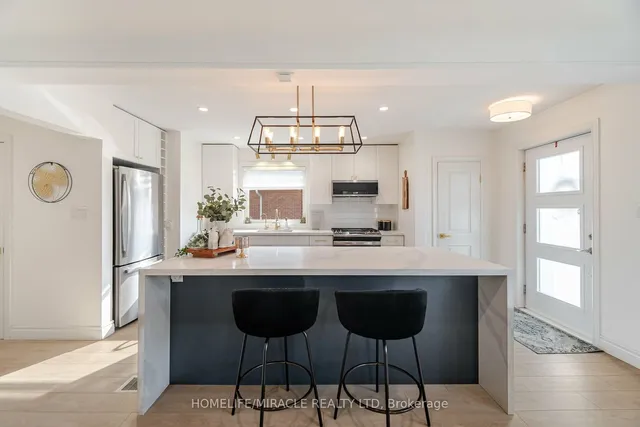 Additional image 9 of 79 CASTLEFIELD Dr