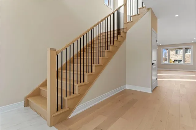 Additional image 6 of 33 HAMPSHIRE Pl