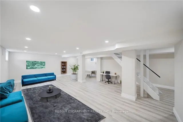 Additional image 30 of 55 EAST 13TH St