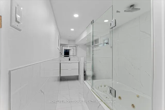 Additional image 24 of 118 Second St