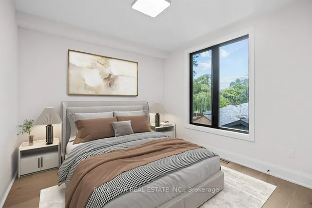 Additional image 17 of 21 Clare Ave