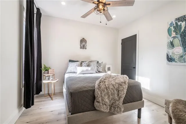 Additional image 27 of 170 RAY St