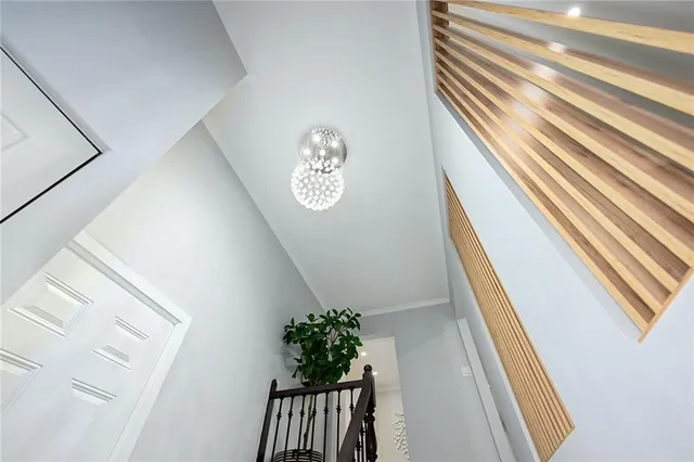 Additional image 5 of 12 SOLOMON Cres