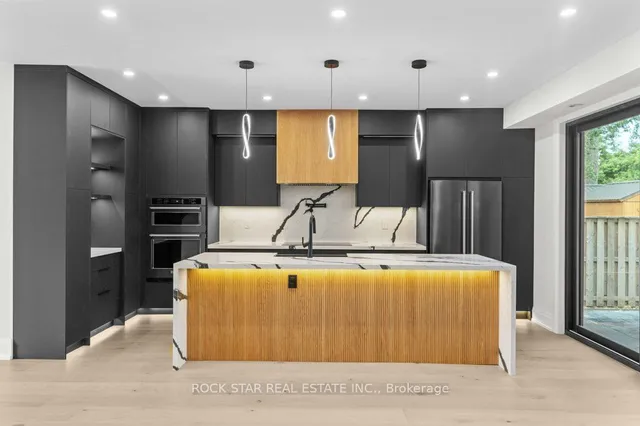 Additional image 9 of 21 Clare Ave