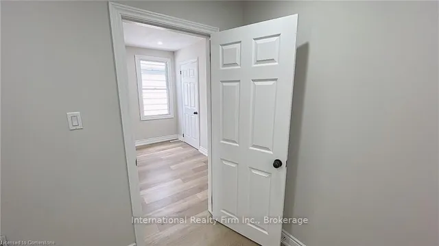 Additional image 18 of 32 Vansitmart Ave