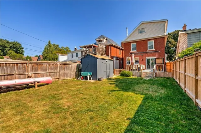 Additional image 43 of 248 PROVINCE St