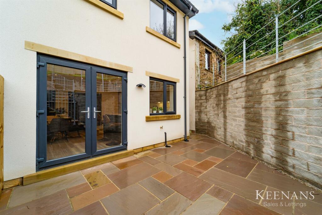 Additional image 45 of Victoria Terrace, Mellor