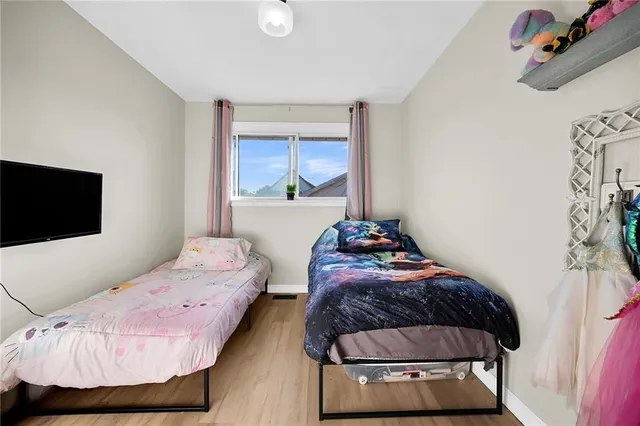 Additional image 19 of 8 LAMPTON Pl