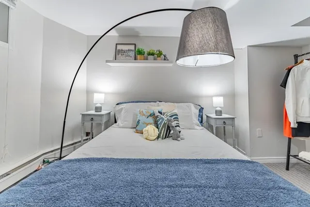 Additional image 34 of 98 Sherman Ave