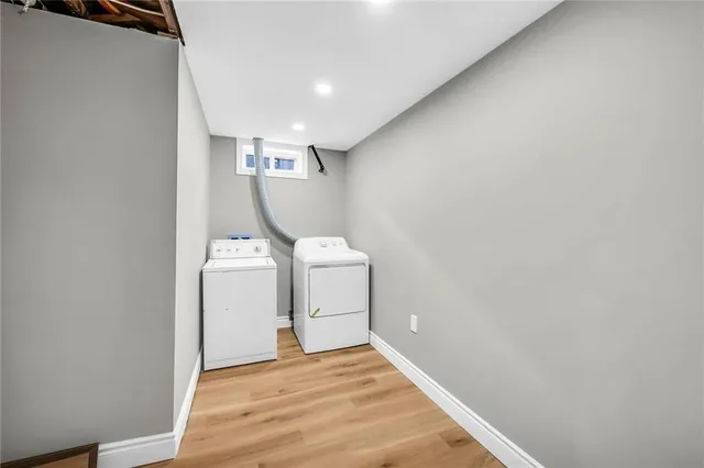 Additional image 42 of 165 BELLINGHAM Dr