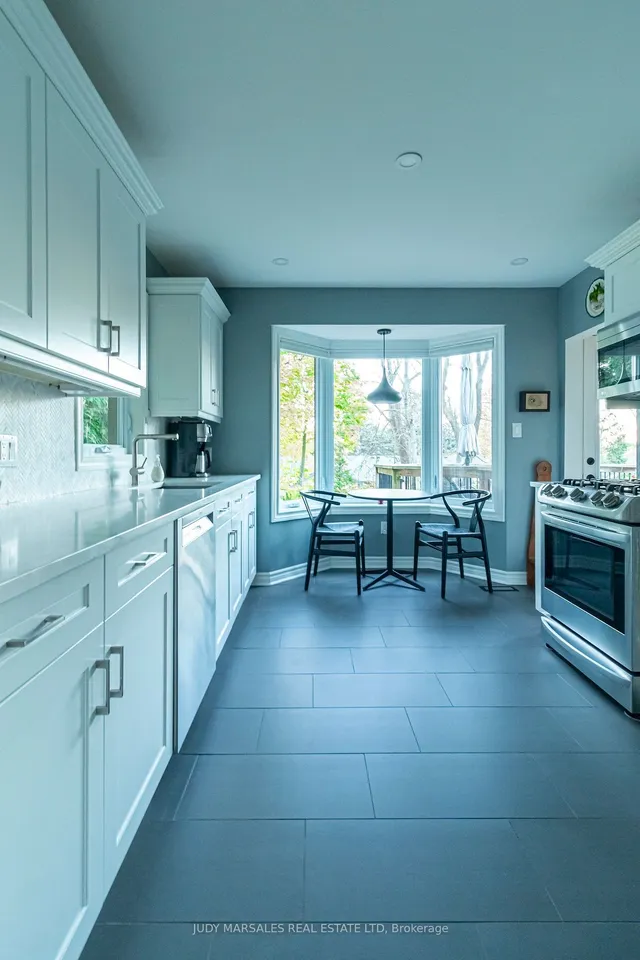 Additional image 27 of 851 Mewburn Rd