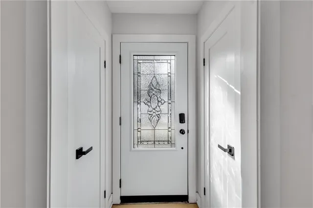 Additional image 4 of 1 ATHENS St