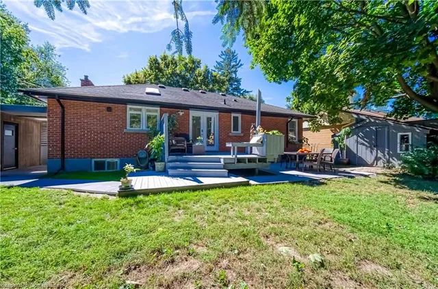 Additional image 42 of 85 Enmore Ave