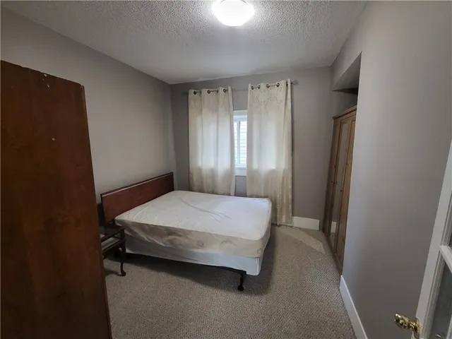 Additional image 14 of 321 CHARLTON Ave