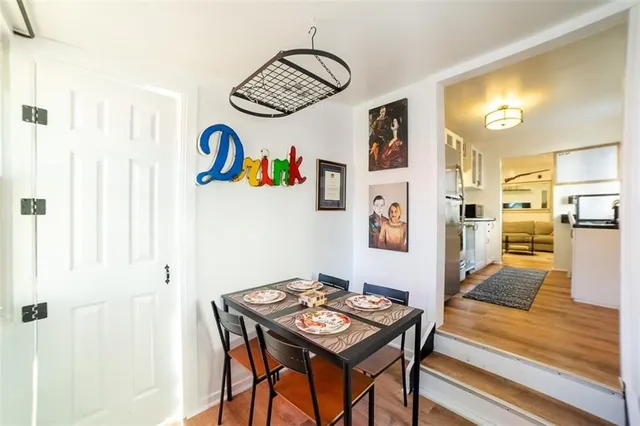 Additional image 32 of 82 Tolton Ave