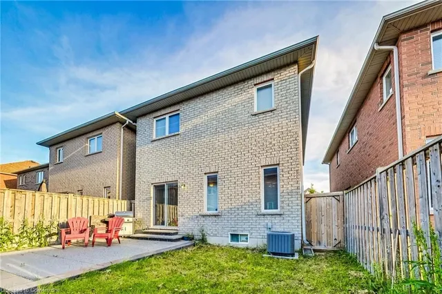 Additional image 36 of 86 Glendarling Cres