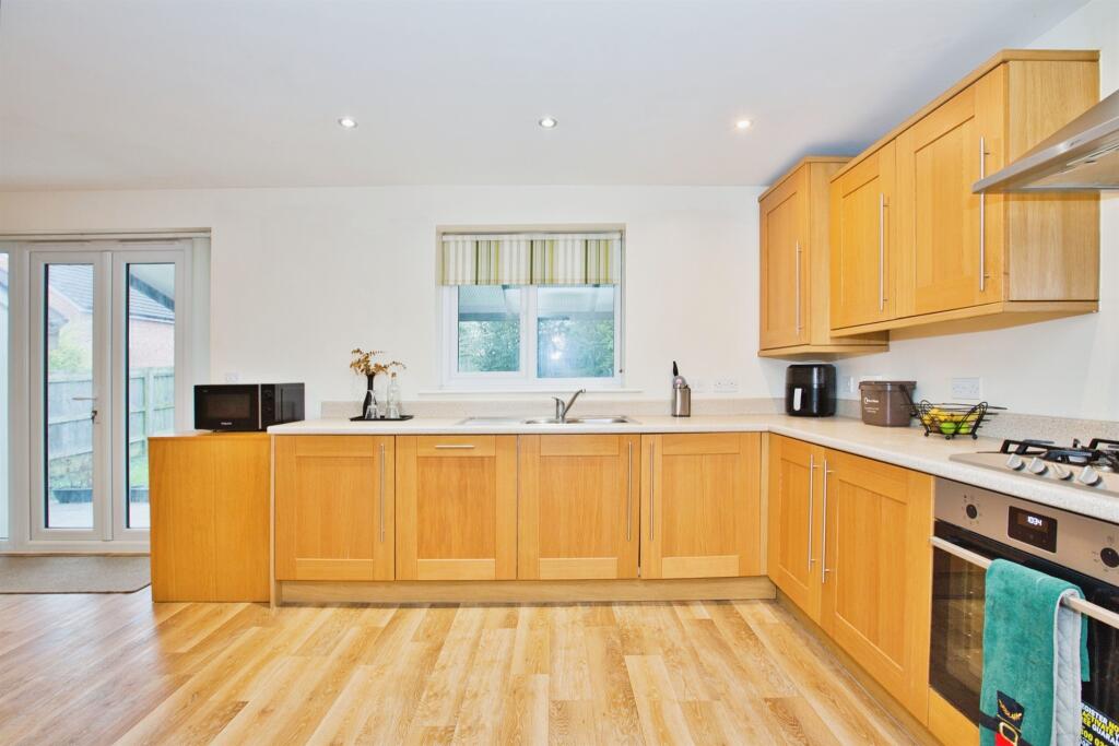 Additional image 6 of Harbin Close, Yeovil