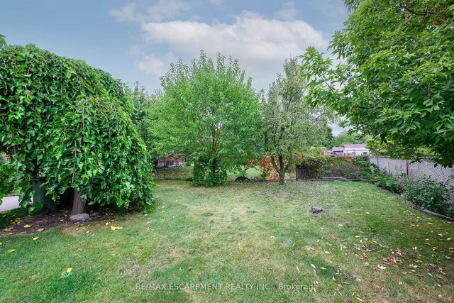 Additional image 37 of 7 Osgoode Crt