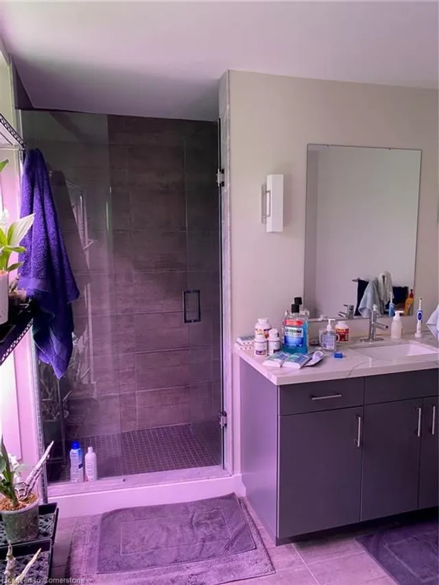 Additional image 22 of 38 Oak Ave