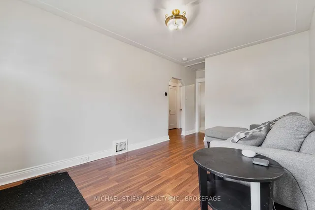 Additional image 8 of 5 Rosewood Rd