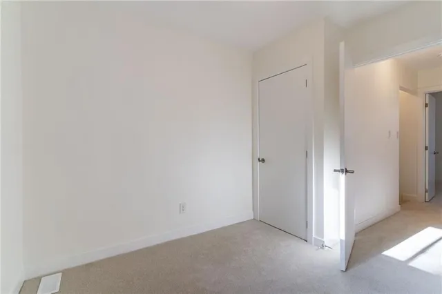 Additional image 17 of 74 WOODMAN Dr