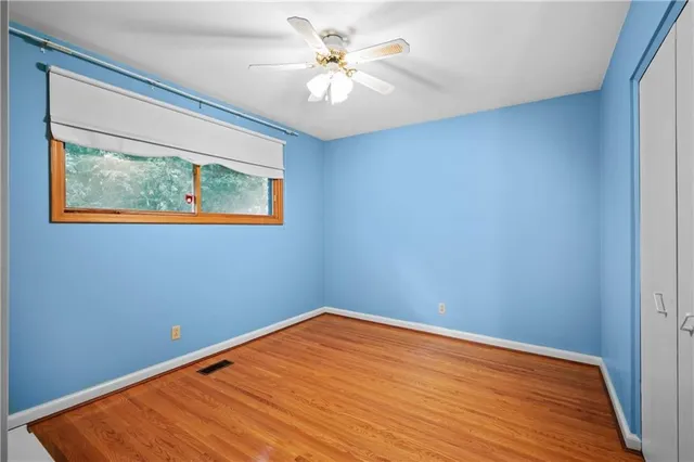 Additional image 24 of 38 OSLER Dr