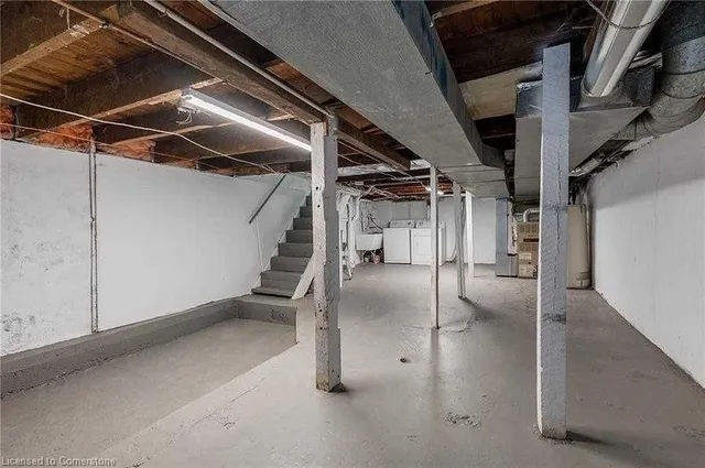 Additional image 22 of 42 Arthur Ave