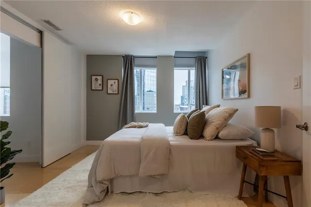 Additional image 20 of 36 JAMES St Unit 702