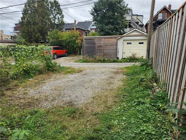 Additional image 24 of 25 Gladstone Ave