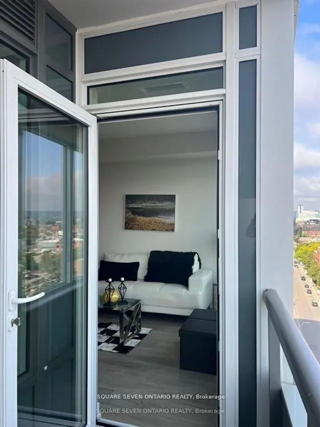 Additional image 8 of 212 King William St Unit 1301