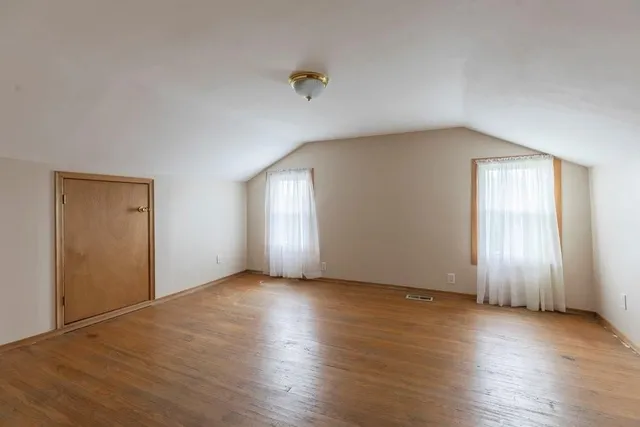 Additional image 34 of 34 BALDWIN St