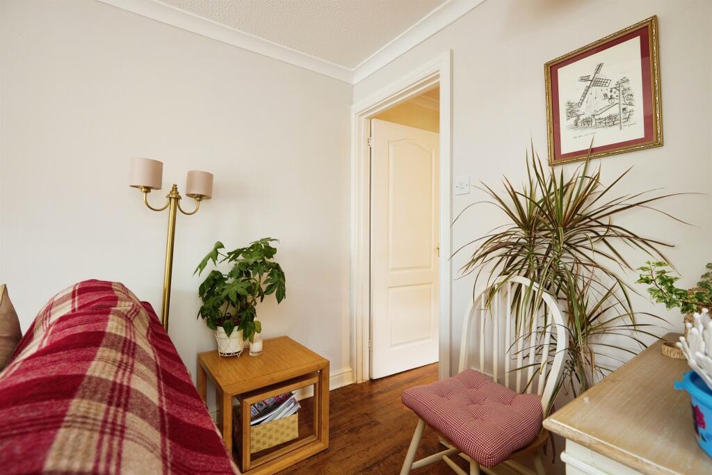 Additional image 6 of Saunters Close, Wincanton