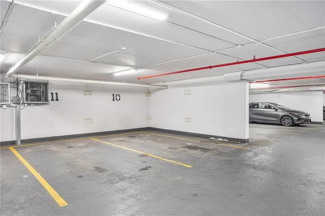 Additional image 35 of 112 King St Unit 1111