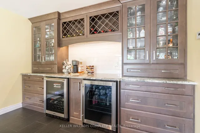 Additional image 6 of 95 ELLINGTON Ave